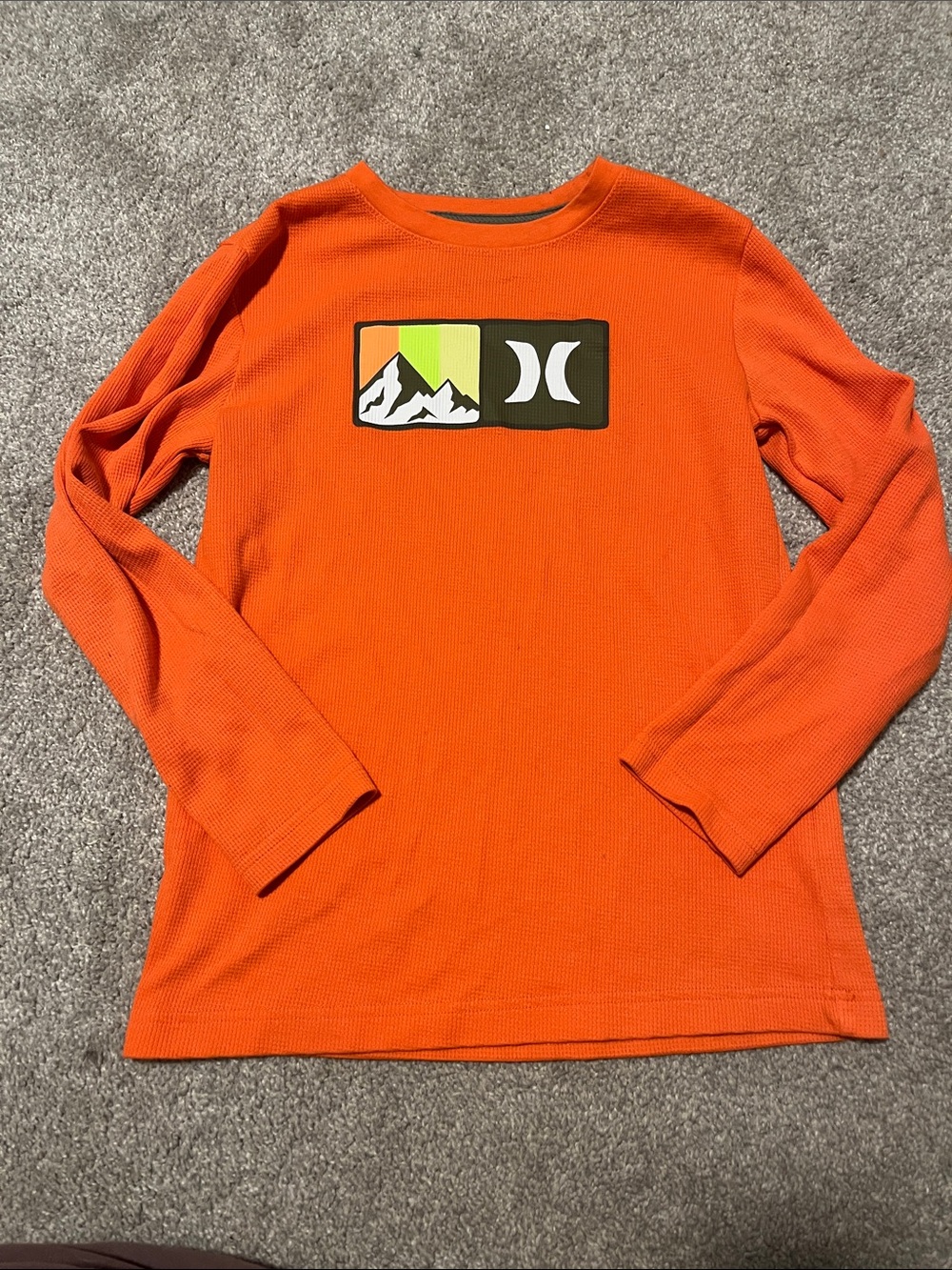 Hurley Orange Long-Sleeve Thermal Top with Mountain Graphic